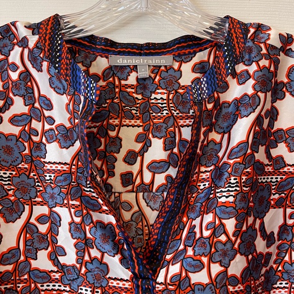 Daniel Rainn Stitch Fix Floral Blouse - Picture 2 of 9